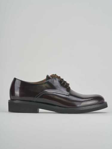 Stringate pelle bordo'
