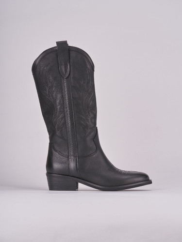 Botas de tacón bajo tacón 4 cm negro cuero