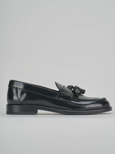 Mocasines negro cuero