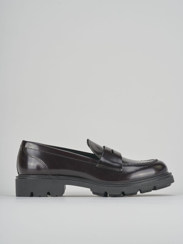 Mocasines tacón 2 cm burdeos cuero