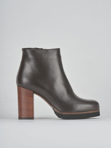 High heel ankle boots heel 8 cm dark brown leather
