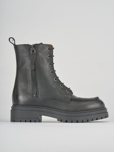 Botas militares tacón 2 cm negro cuero