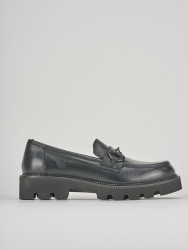 Loafers heel 2 cm black leather