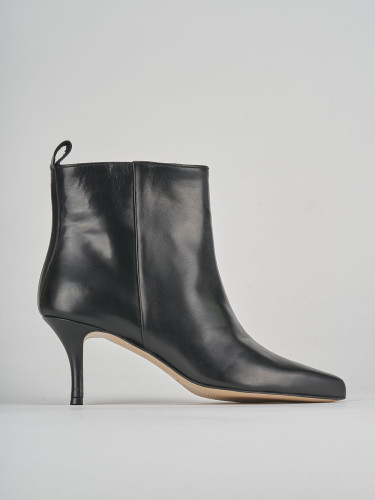 Botines de tacón alto tacón 7 cm negro cuero