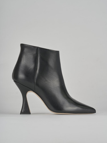 Botines de tacón alto tacón 9 cm negro cuero