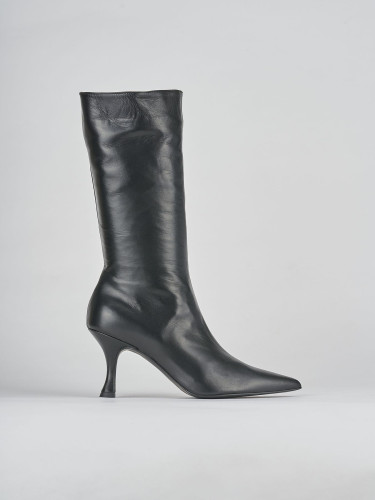 Botas de tacón alto tacón 7 cm negro cuero