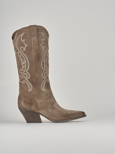 Botas de tacón alto tacón 8 cm beis ante