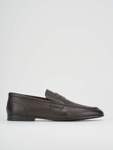 Mocasines tacón 1 cm marrón oscuro cuero