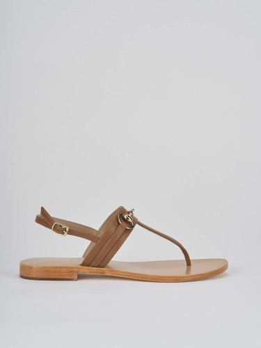 Sandalias de tacón bajo tacón 1 cm marrón cuero