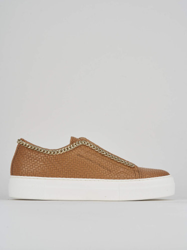 Sneakers brown leather