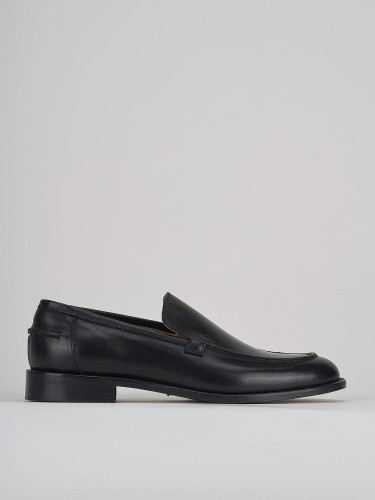 Mocasines tacón 1 cm negro cuero