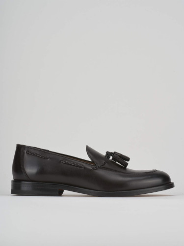 Mocasines marrón oscuro cuero