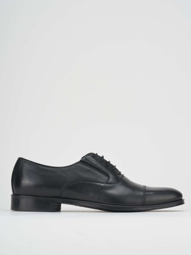 Zapatos de cordones tacón 1 cm negro cuero