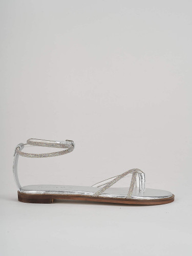Sandalias de tacón bajo tacón 1 cm plata cuero