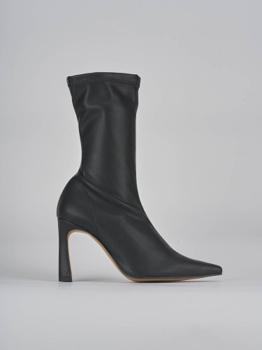 Botines de tacón alto tacón 9 cm negro cuero