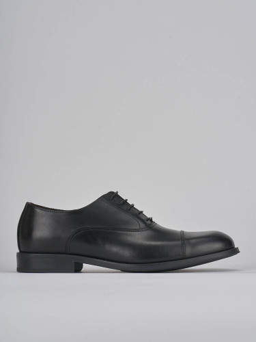Stringate pelle nero