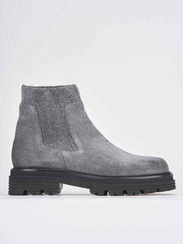 Stivaletti tacco 2cm camoscio grigio