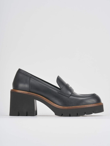 Mocasines tacón 5 cm negro cuero