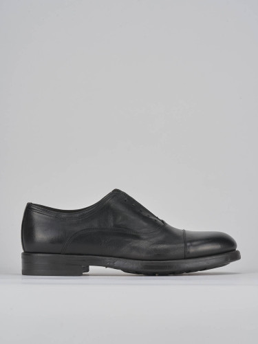 Zapatos de cordones negro cuero