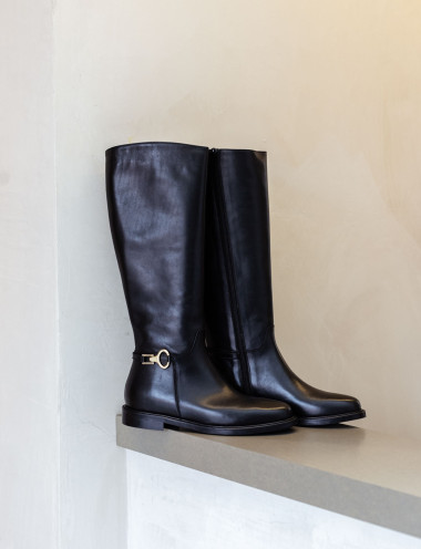 Botas de tacón bajo tacón 2 cm negro cuero