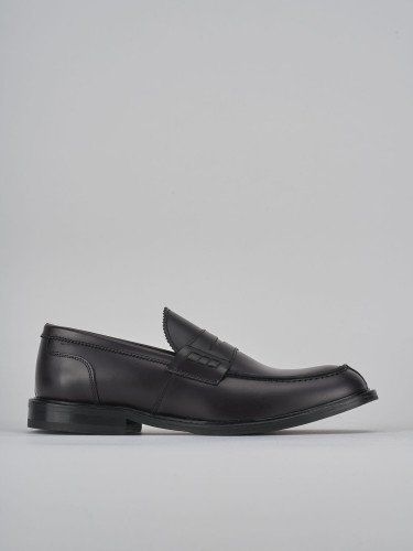 Mocasines burdeos cuero