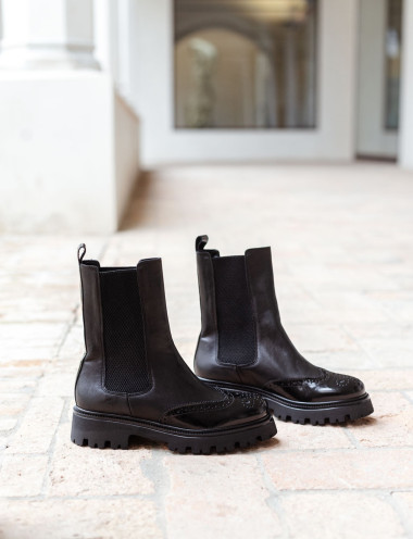 Stivaletti tacco 2cm pelle nero
