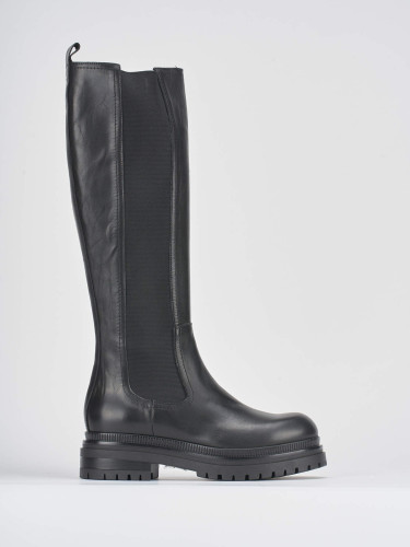 Botas de tacón bajo tacón 3 cm negro cuero