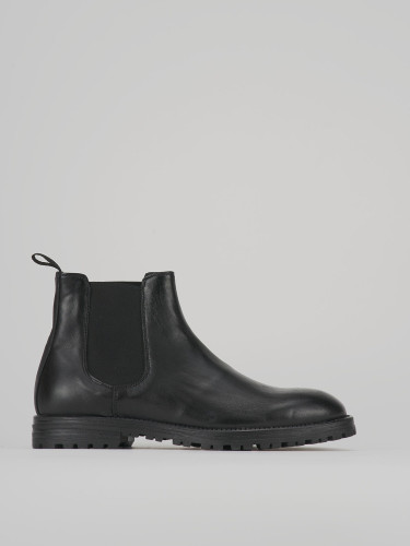 Botines negro cuero