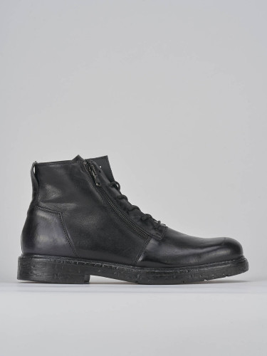 Botas militares negro cuero