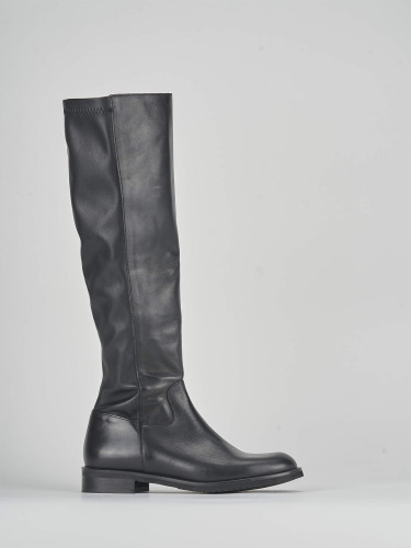 Botas de tacón bajo tacón 2 cm negro cuero