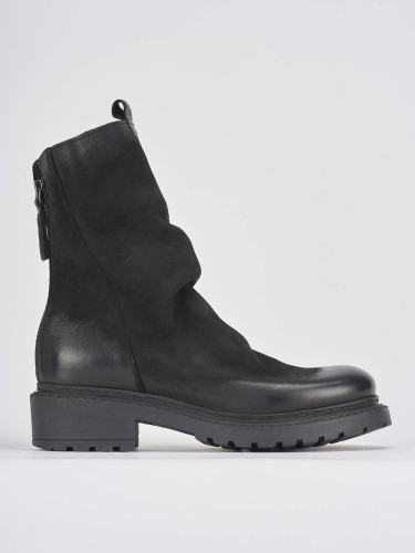 Botines de tacón bajo tacón 2 cm negro nobuk