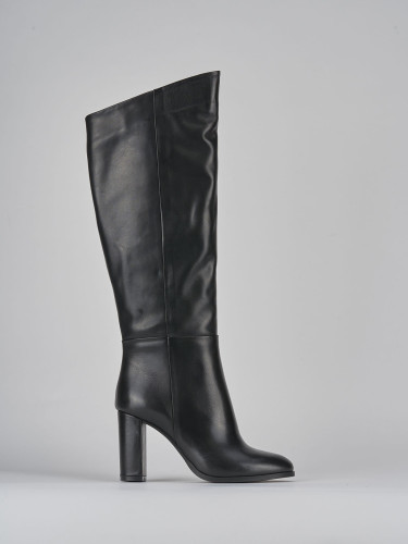 Botas de tacón alto tacón 9 cm negro cuero