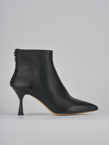 Botines de tacón alto tacón 7 cm negro cuero