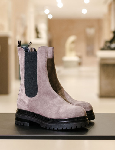 Stivaletti tacco 3cm camoscio grigio