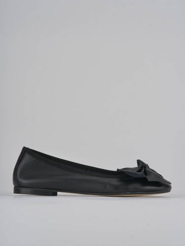 Flat shoes heel 1 cm black leather