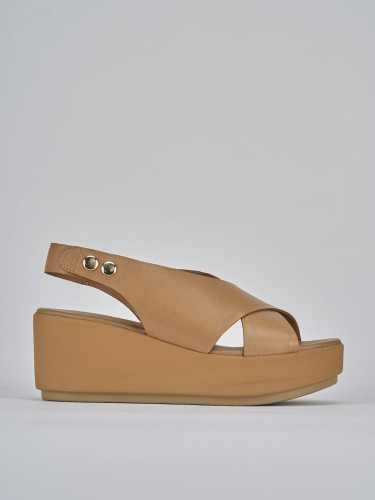 Wedge heels heel 6 cm brown leather