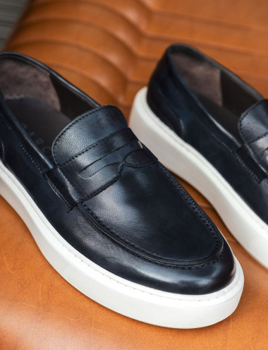 Mocasines azul cuero