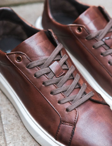 Sneakers brown leather
