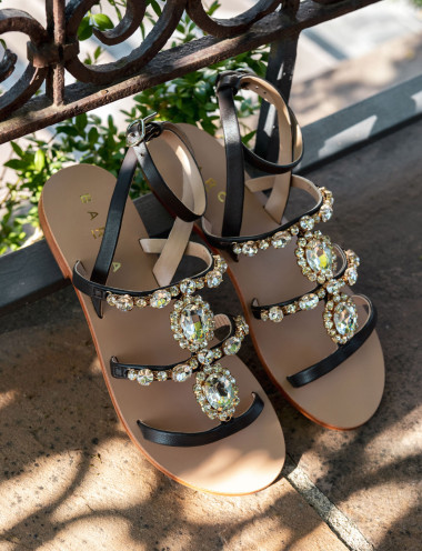 Sandalias de tacón bajo tacón 1 cm marrón oscuro cuero