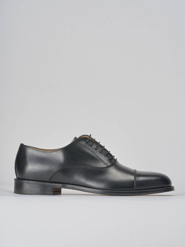 Lace-up shoes black leather