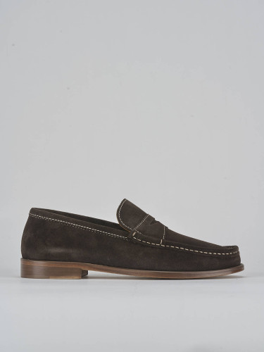 Loafers dark brown suede