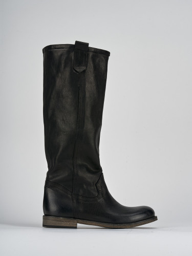 Low heel boots heel 1 cm black leather