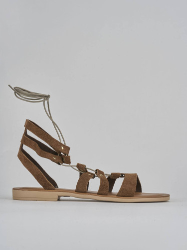 Low heel sandals heel 1 cm brown suede