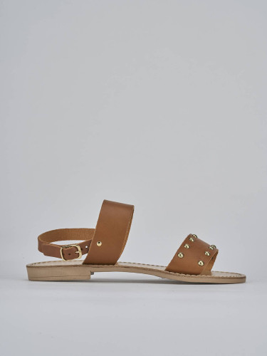Low heel sandals heel 1 cm brown leather