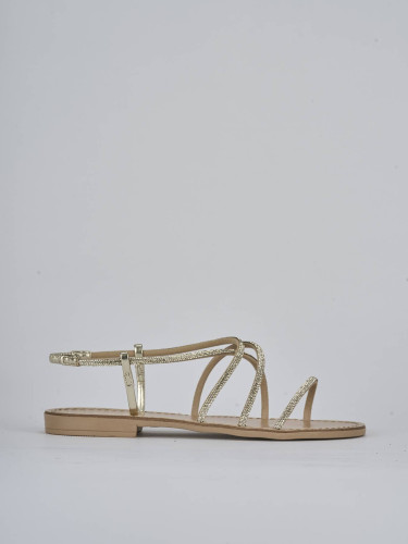 Low heel sandals heel 1 cm gold leather