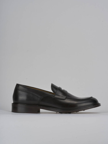 Mocasines marrón oscuro cuero