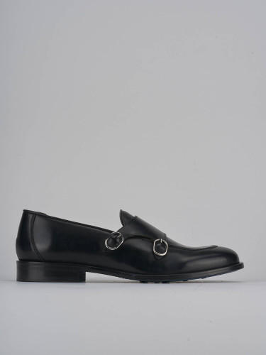 Mocasines negro cuero