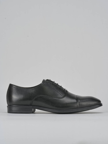 Lace-up shoes black leather