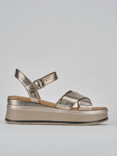 Wedge heels heel 4 cm silver leather