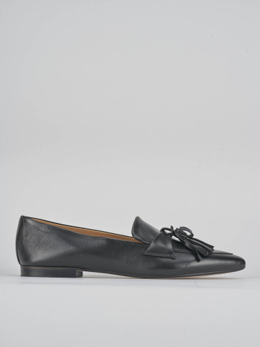 Loafers heel 1 cm black leather